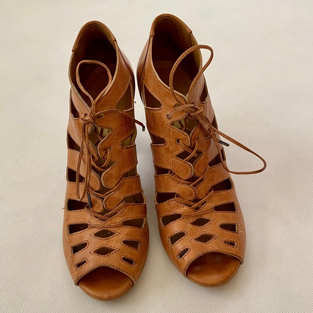 Paul Green Jansen Cognac Leather Ankle Bootie